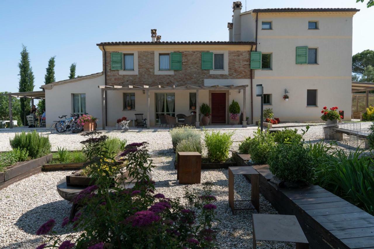 Le Maracla Country House Iesi Exterior photo